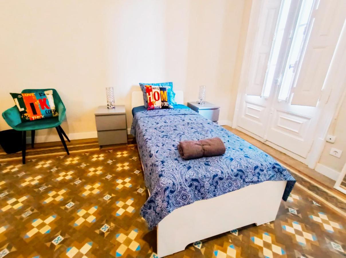 By Plaza Catalunya Rooms บาร์เซโลนา ภายนอก รูปภาพ